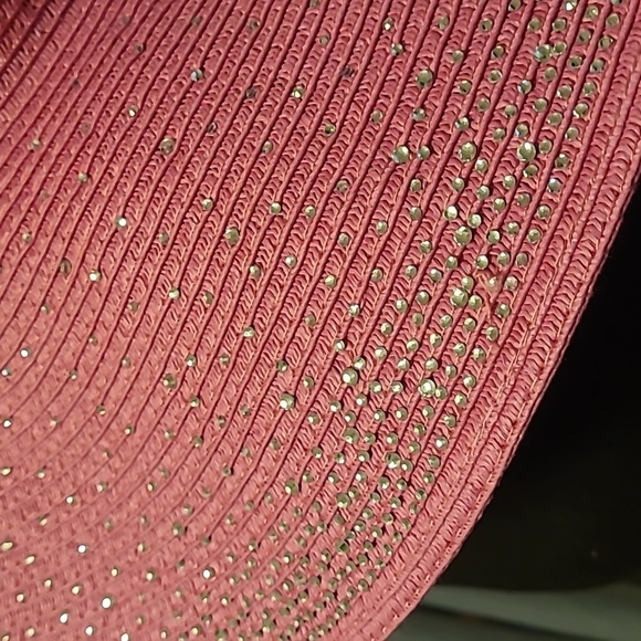 💕NWT Fuschia Beach Hat w/Bling Embellishments💕 - Picture 10 of 11